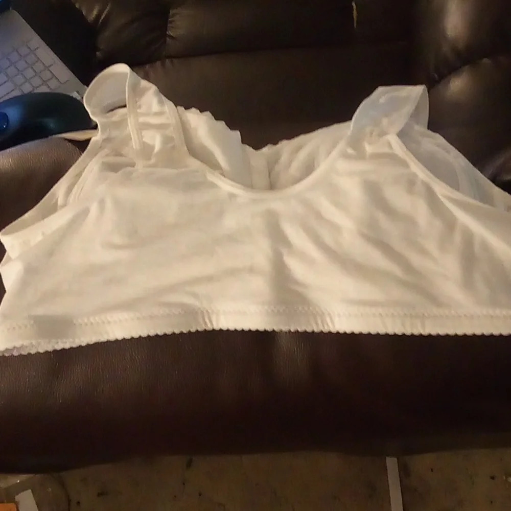 NWT Front Snap Bra - Size 32B - Picture 4 of 8